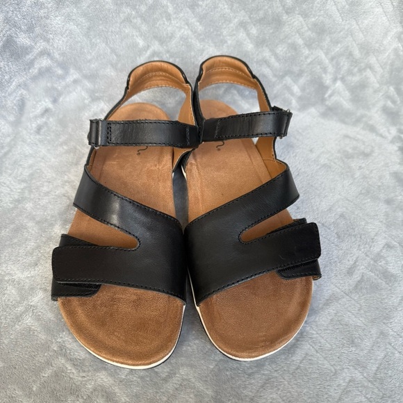 Black Earth Origins Sureal Casual Leather Velcro Sandals Women’s Size 8.5 - Picture 3 of 8